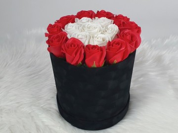 Flowerboxfsrz lbloemenkadomoederdagvalentijnsdagkunstbloemenflowersoapgrootzwart 2